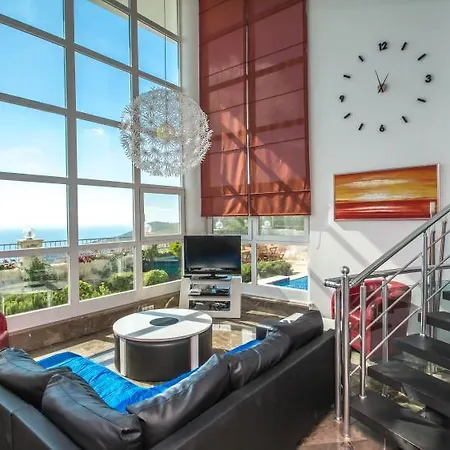 Villa 4 Bedroom - White Village *